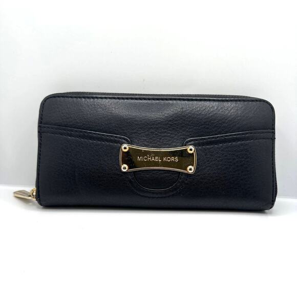 MICHAEL KORS Black Wallet - Picture 10 of 10